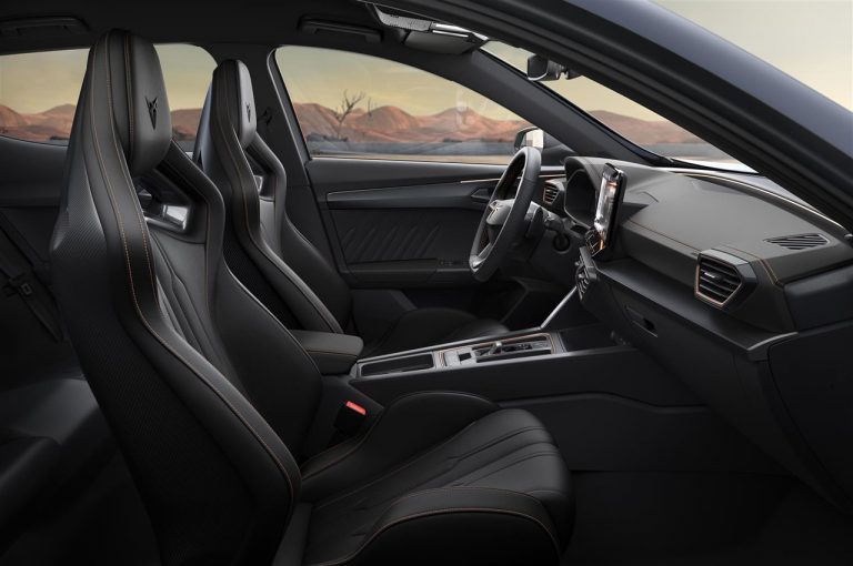Cupra Formentor VZ5 2021: immagini ufficiali