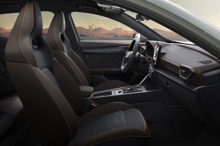 Cupra Formentor VZ5 2021: immagini ufficiali