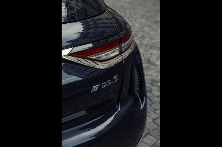 DS 3 Crossback Inès de la Fressange Paris 2021: immagini ufficiali