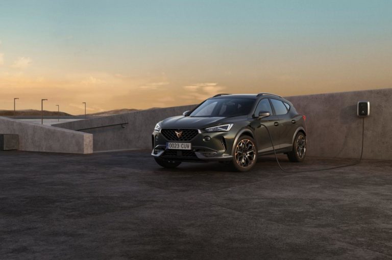 Cupra Formentor VZ 1.4 e-Hybrid 245 CV DSG 2021: immagini ufficiali