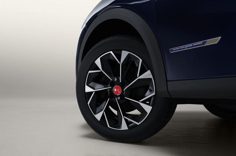 DS 3 Crossback Inès de la Fressange Paris 2021: immagini ufficiali