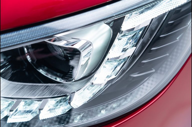 MG EHS Plug-in Hybrid 2021: immagini ufficiali