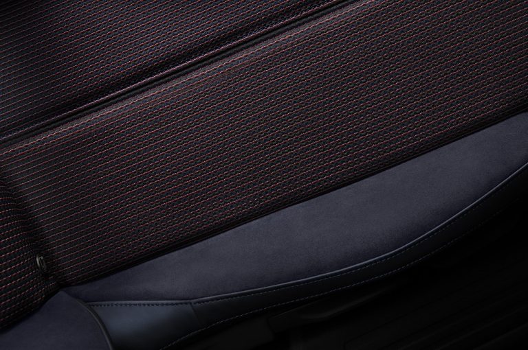 DS 3 Crossback Inès de la Fressange Paris 2021: immagini ufficiali