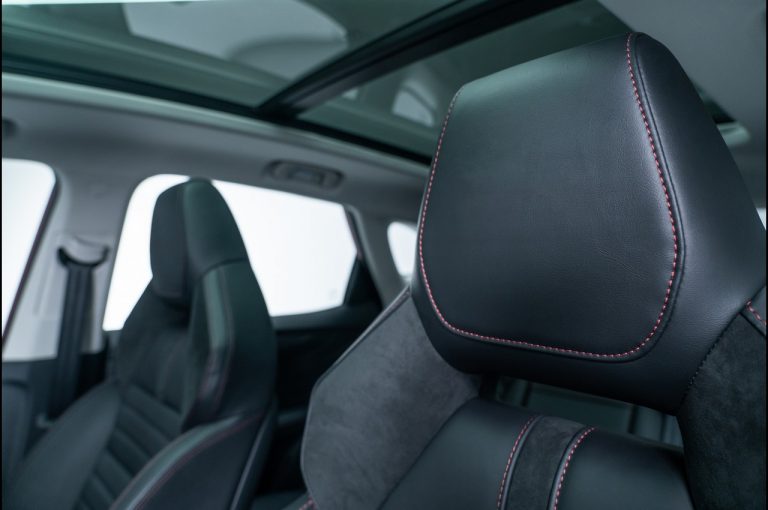 MG EHS Plug-in Hybrid 2021: immagini ufficiali
