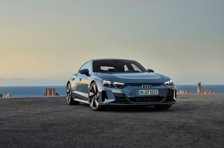 Audi e-tron GT 2021: immagini ufficiali
