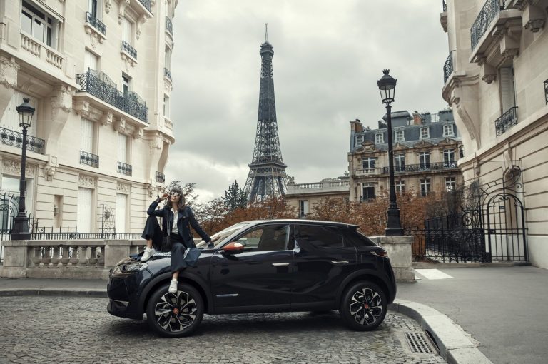 DS 3 Crossback Inès de la Fressange Paris 2021: immagini ufficiali