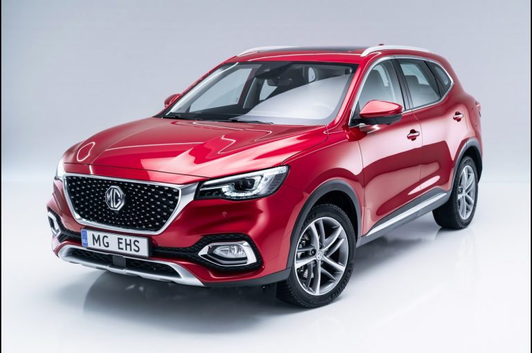 MG EHS Plug-in Hybrid 2021: immagini ufficiali