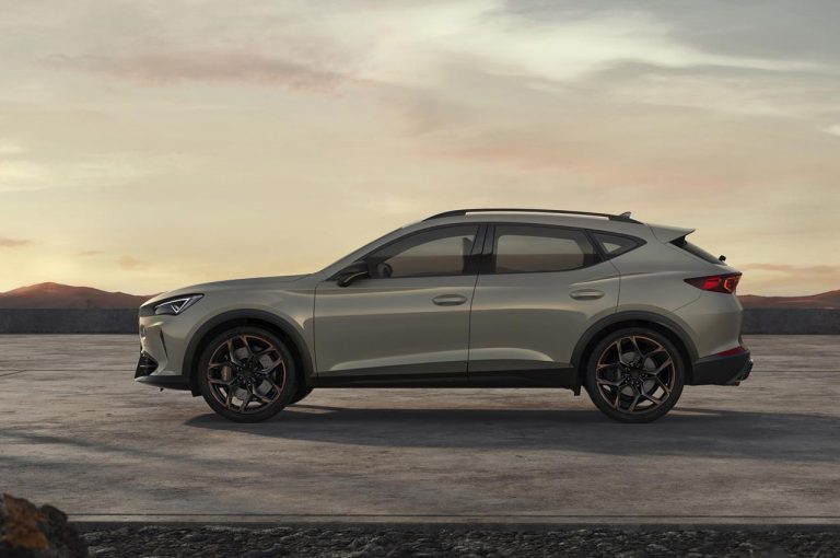 Cupra Formentor VZ5 2021: immagini ufficiali
