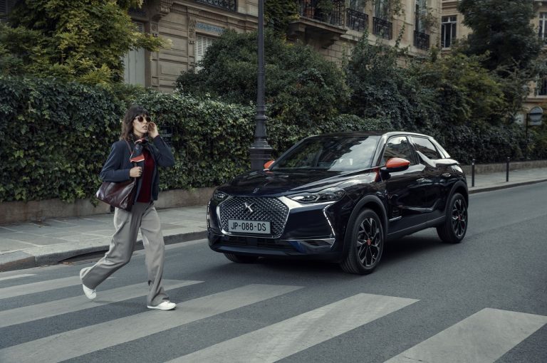 DS 3 Crossback Inès de la Fressange Paris 2021: immagini ufficiali