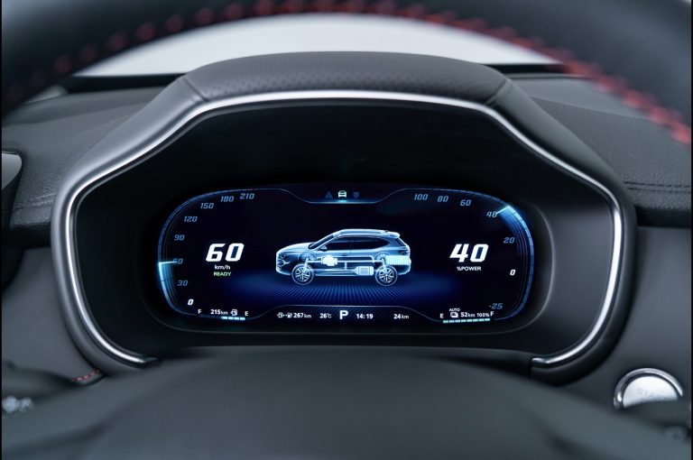 MG EHS Plug-in Hybrid 2021: immagini ufficiali