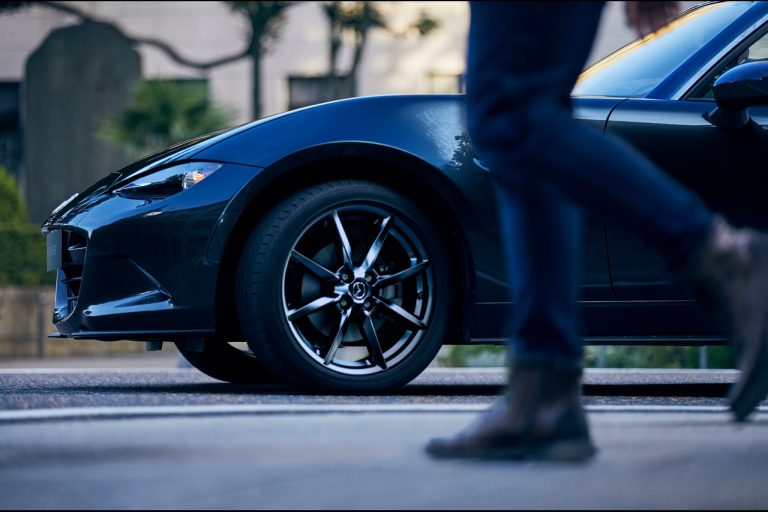 Mazda MX-5 2021: immagini ufficiali
