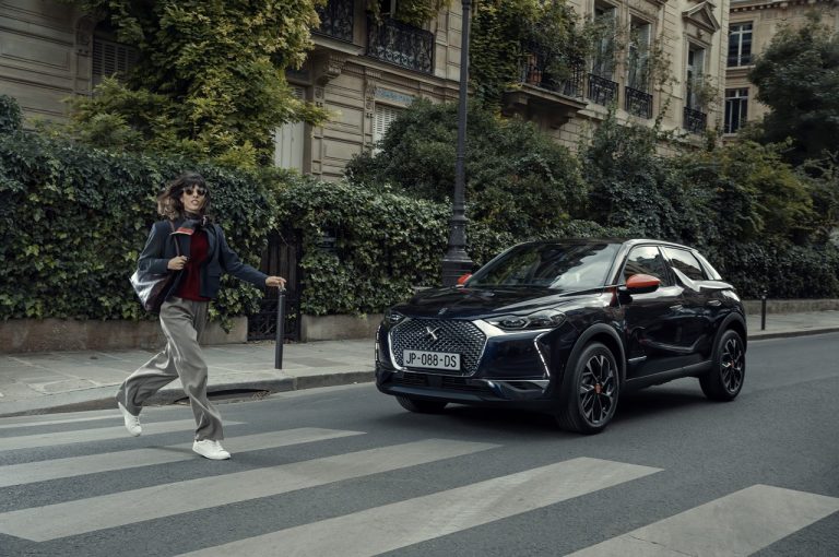 DS 3 Crossback Inès de la Fressange Paris 2021: immagini ufficiali