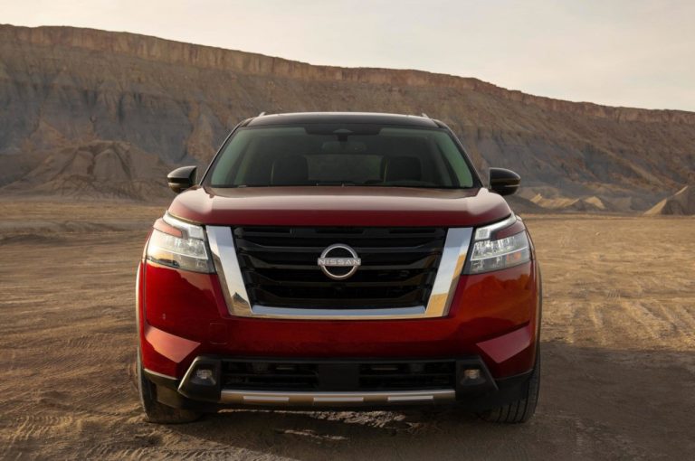 Nissan Pathfinder 2021: immagini ufficiali