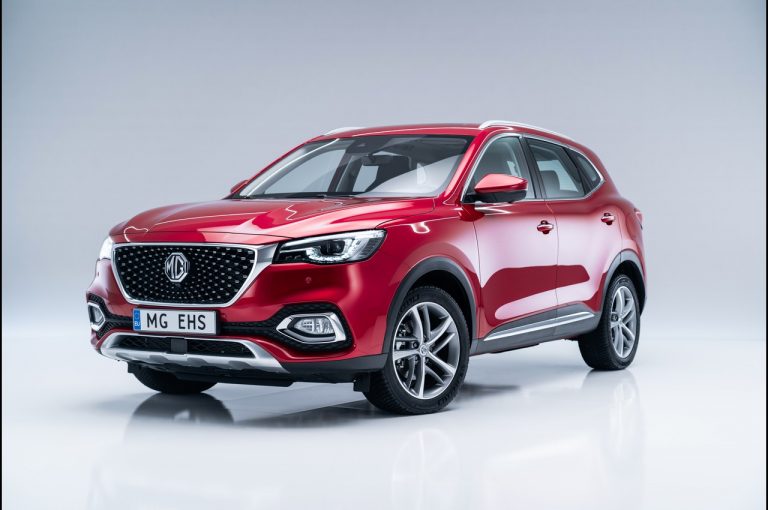 MG EHS Plug-in Hybrid 2021: immagini ufficiali