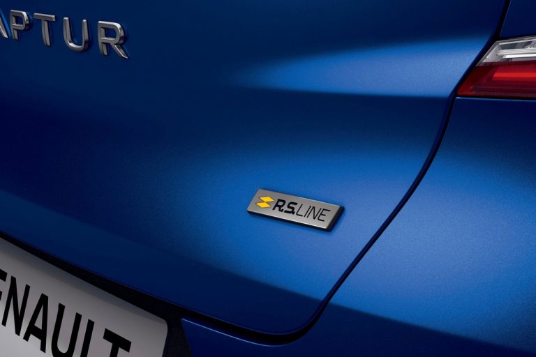 Renault Captur RS Line 2021: immagini ufficiali