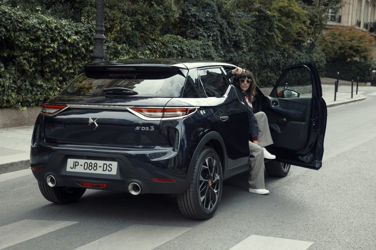 DS 3 Crossback Inès de la Fressange Paris 2021: immagini ufficiali