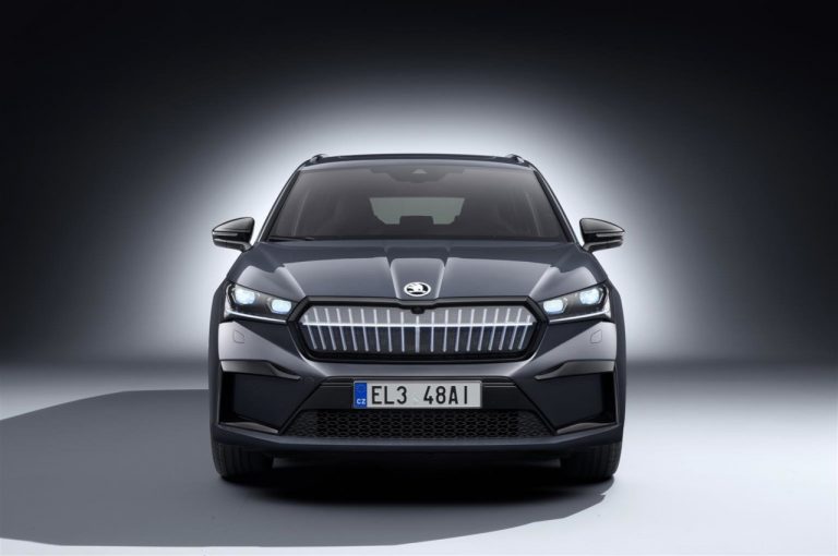 Skoda Enyaq Sportline iV 2021: immagini ufficiali