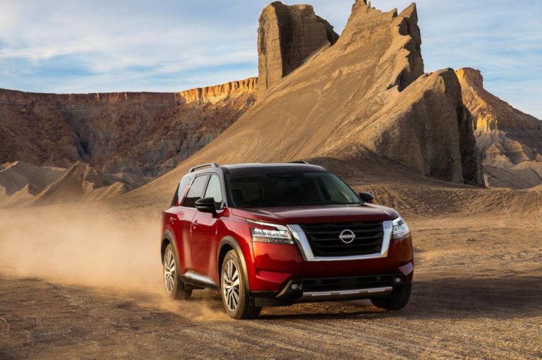 Nissan Pathfinder 2021: immagini ufficiali