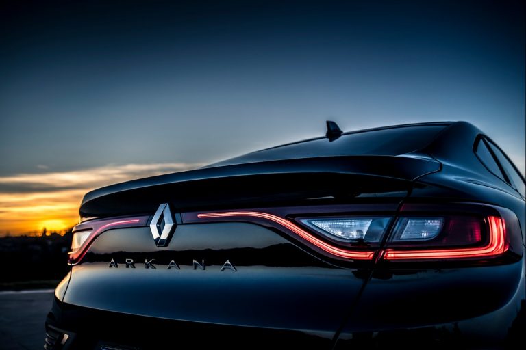 Renault Arkana 2021: immagini ufficiali