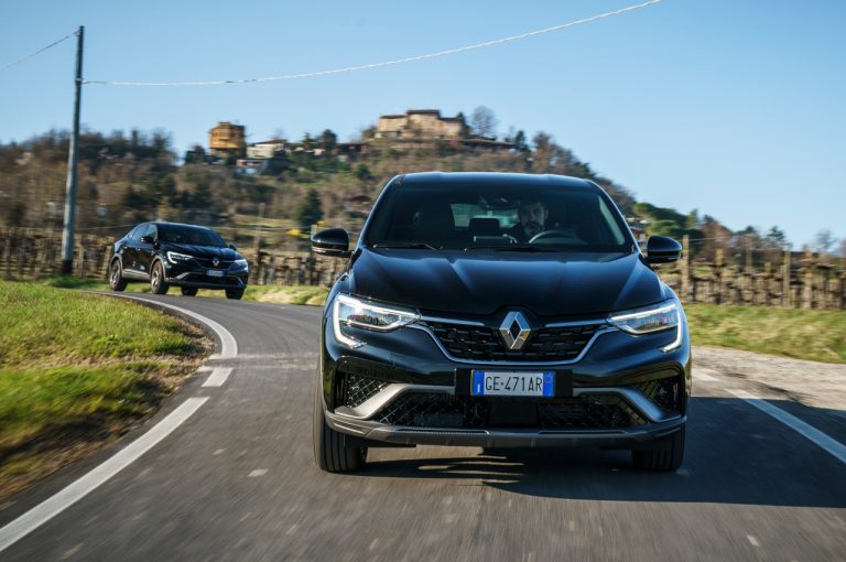 Renault Arkana 2021: immagini ufficiali