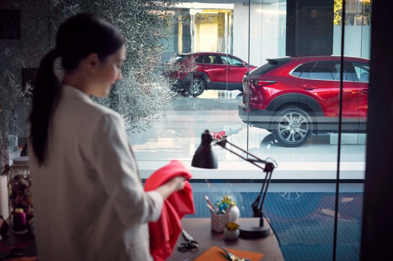 Mazda CX-30 2021: immagini ufficiali