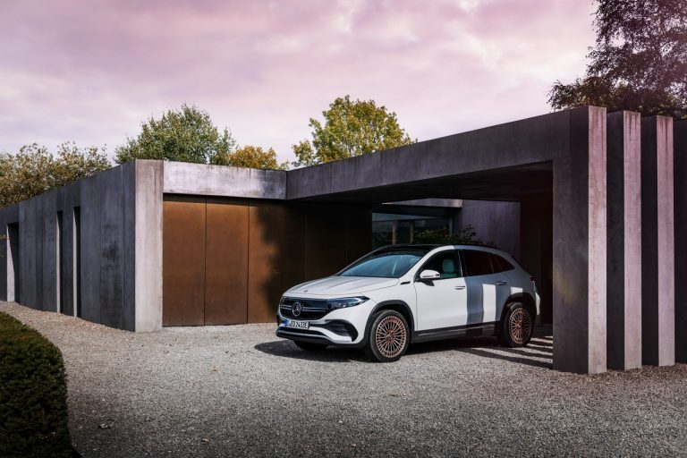 Mercedes EQA 250 2021: nuove immagini ufficiali