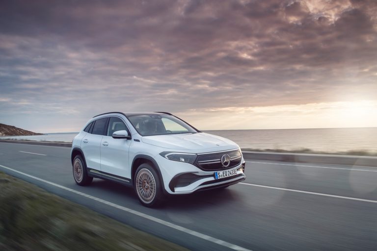 Mercedes EQA 250 2021: nuove immagini ufficiali