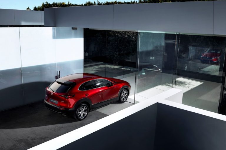 Mazda CX-30 2021: immagini ufficiali