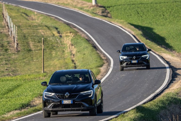 Renault Arkana 2021: immagini ufficiali