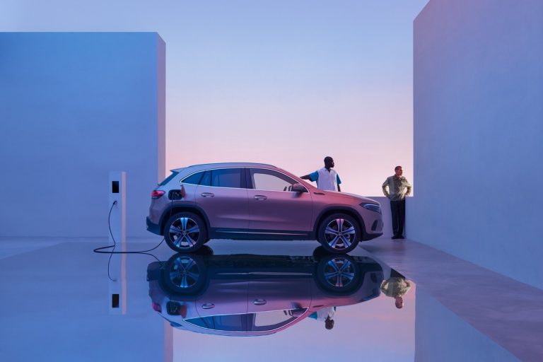 Mercedes EQA 250 2021: nuove immagini ufficiali