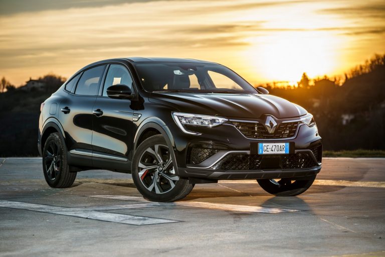 Renault Arkana 2021: immagini ufficiali