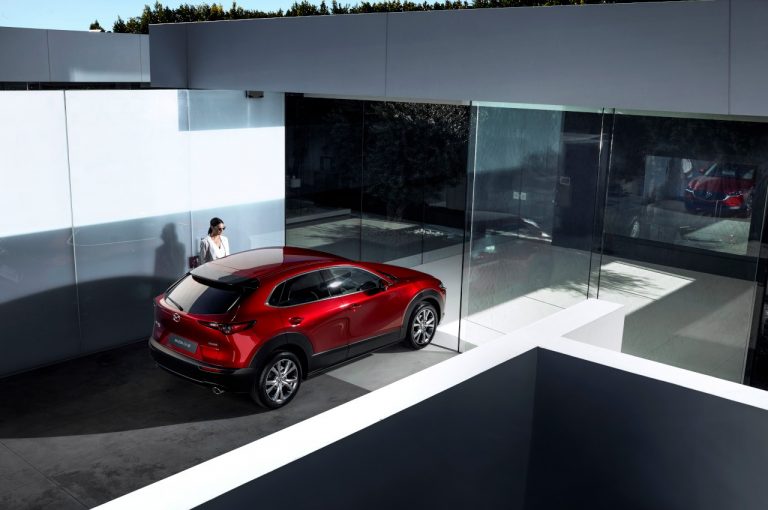 Mazda CX-30 2021: immagini ufficiali