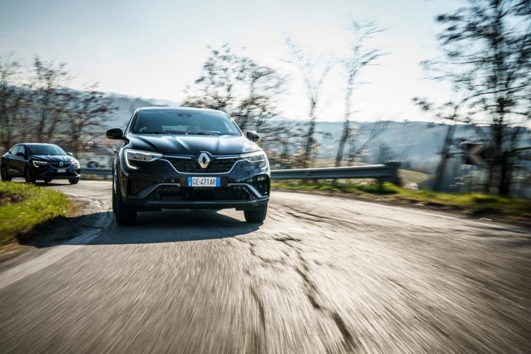 Renault Arkana 2021: immagini ufficiali