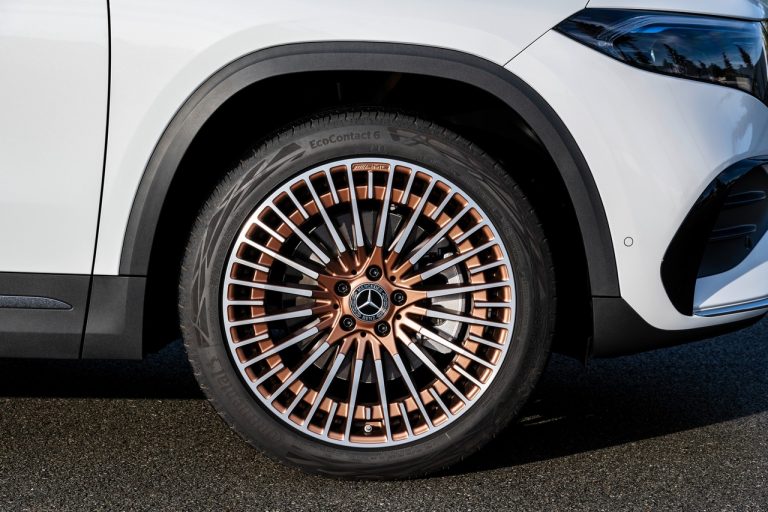 Mercedes EQA 250 2021: nuove immagini ufficiali