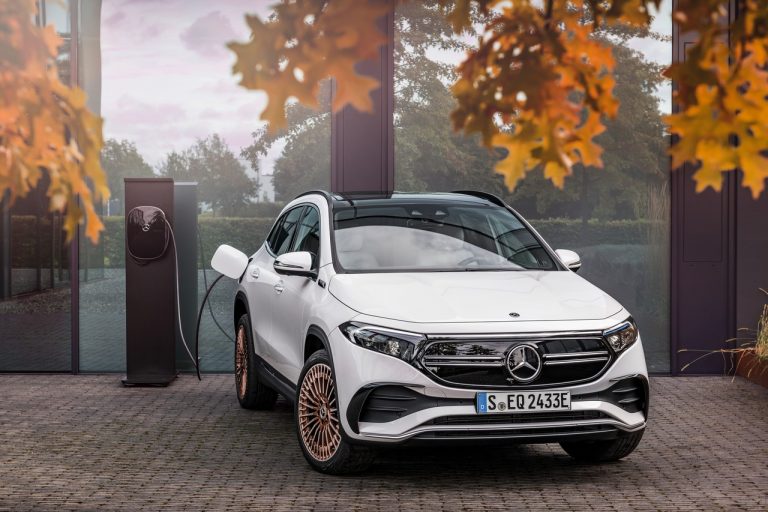 Mercedes EQA 250 2021: nuove immagini ufficiali