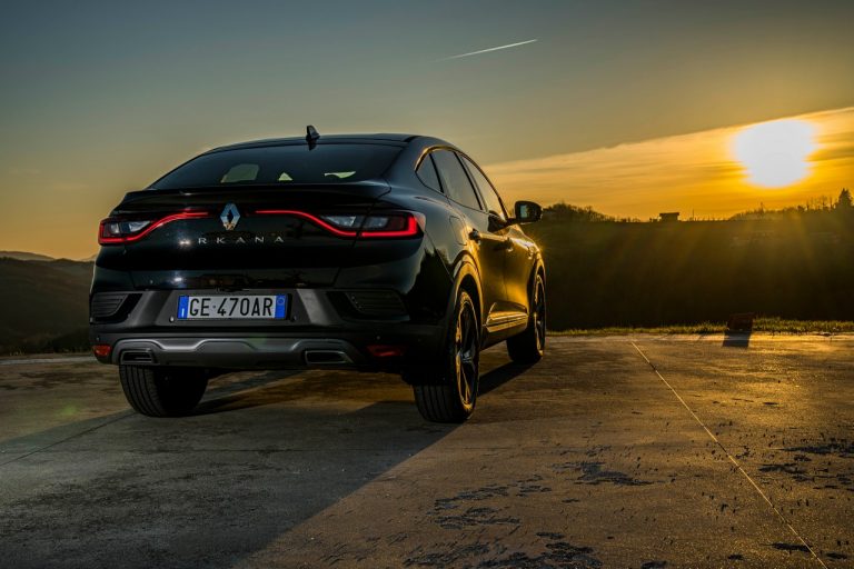 Renault Arkana 2021: immagini ufficiali