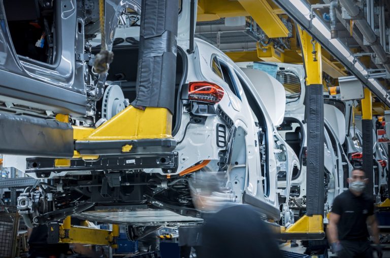 Mercedes EQA 250 2021: nuove immagini ufficiali
