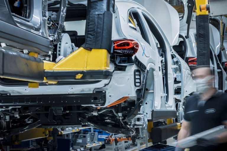 Mercedes EQA 250 2021: nuove immagini ufficiali