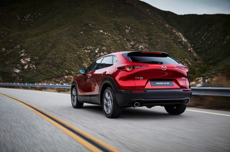 Mazda CX-30 2021: immagini ufficiali