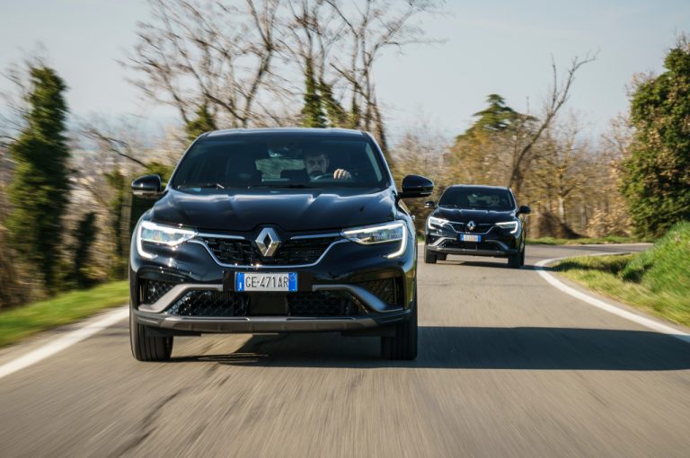 Renault Arkana 2021: immagini ufficiali