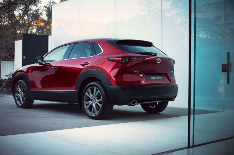 Mazda CX-30 2021: immagini ufficiali