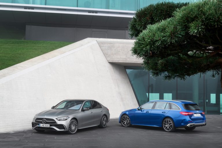 Mercedes Classe C berlina e Station Wagon 2021: le immagini ufficiali