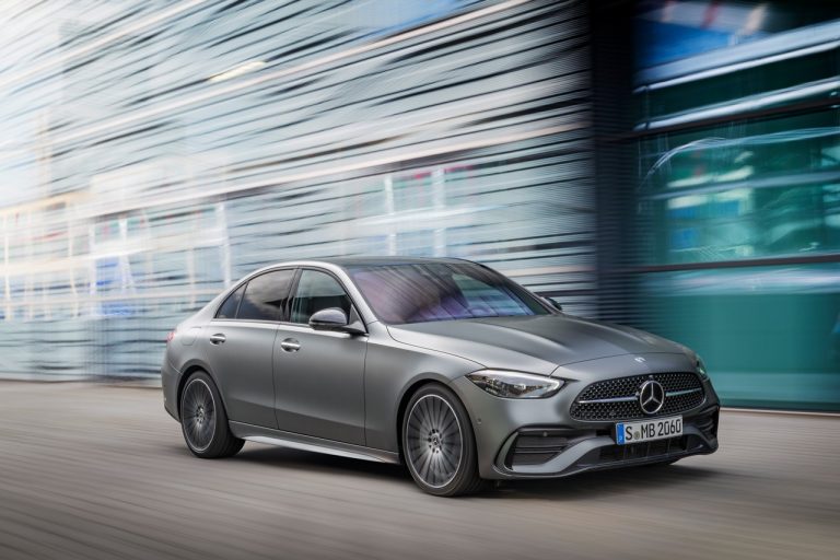 Mercedes Classe C berlina e Station Wagon 2021: le immagini ufficiali