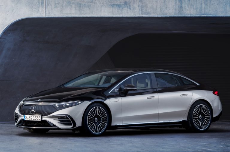 Mercedes EQS 2021: immagini ufficiali
