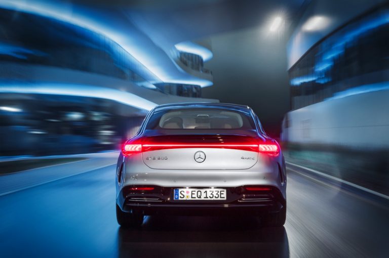 Mercedes EQS 2021: immagini ufficiali