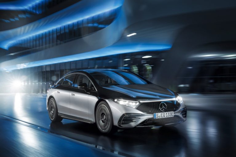 Mercedes EQS 2021: immagini ufficiali