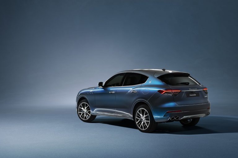 Maserati Levante Hybrid 2021: immagini ufficiali