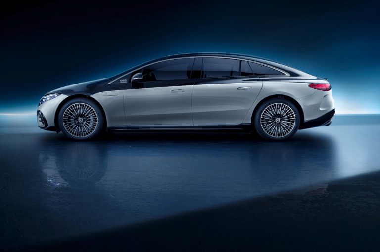 Mercedes EQS 2021: immagini ufficiali