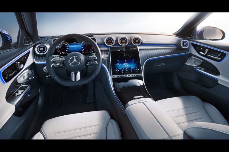 Mercedes Classe C berlina e Station Wagon 2021: le immagini ufficiali
