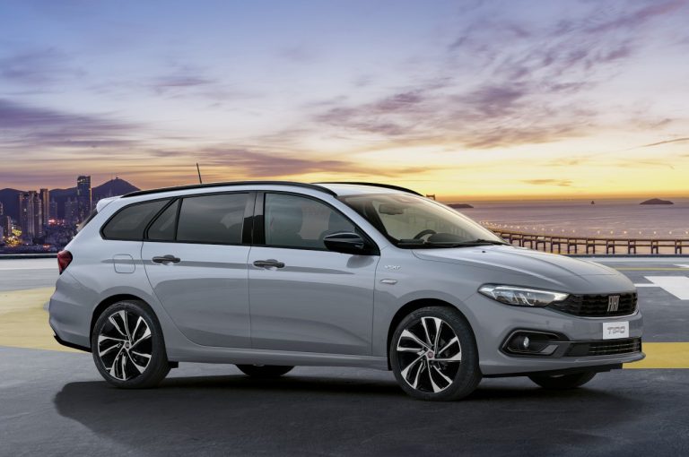 Fiat Tipo City Sport 2021: immagini ufficiali